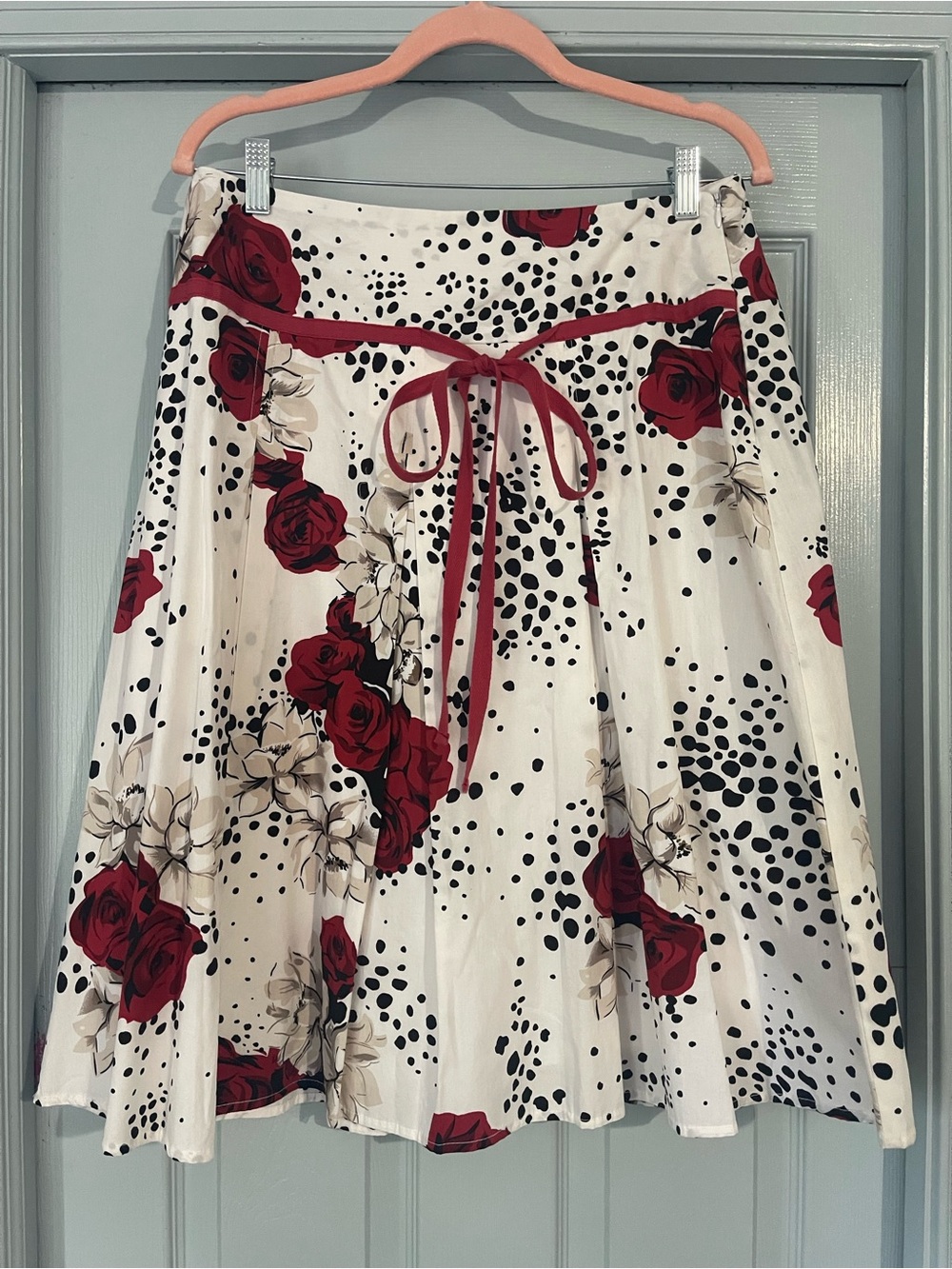 Lapis White Skirt with Red Rose Print and Black Dot Accents